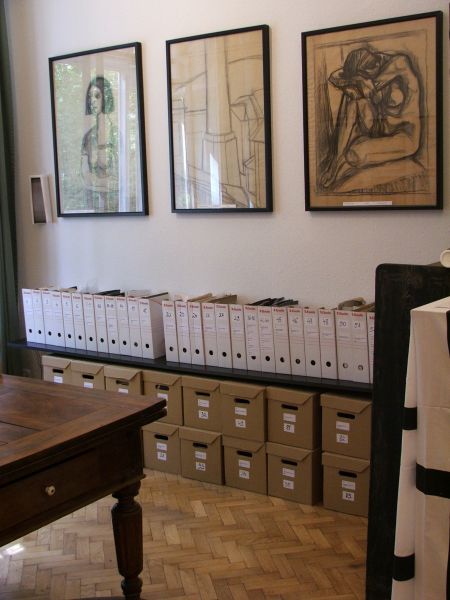 34-arveresunk-desi-huber-istvanne-hagyateka-2004-